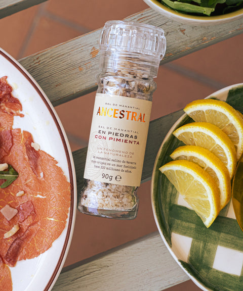 Pack of 6 Natural Spring Salt Crystals & Organic Pepper - Glass Mill